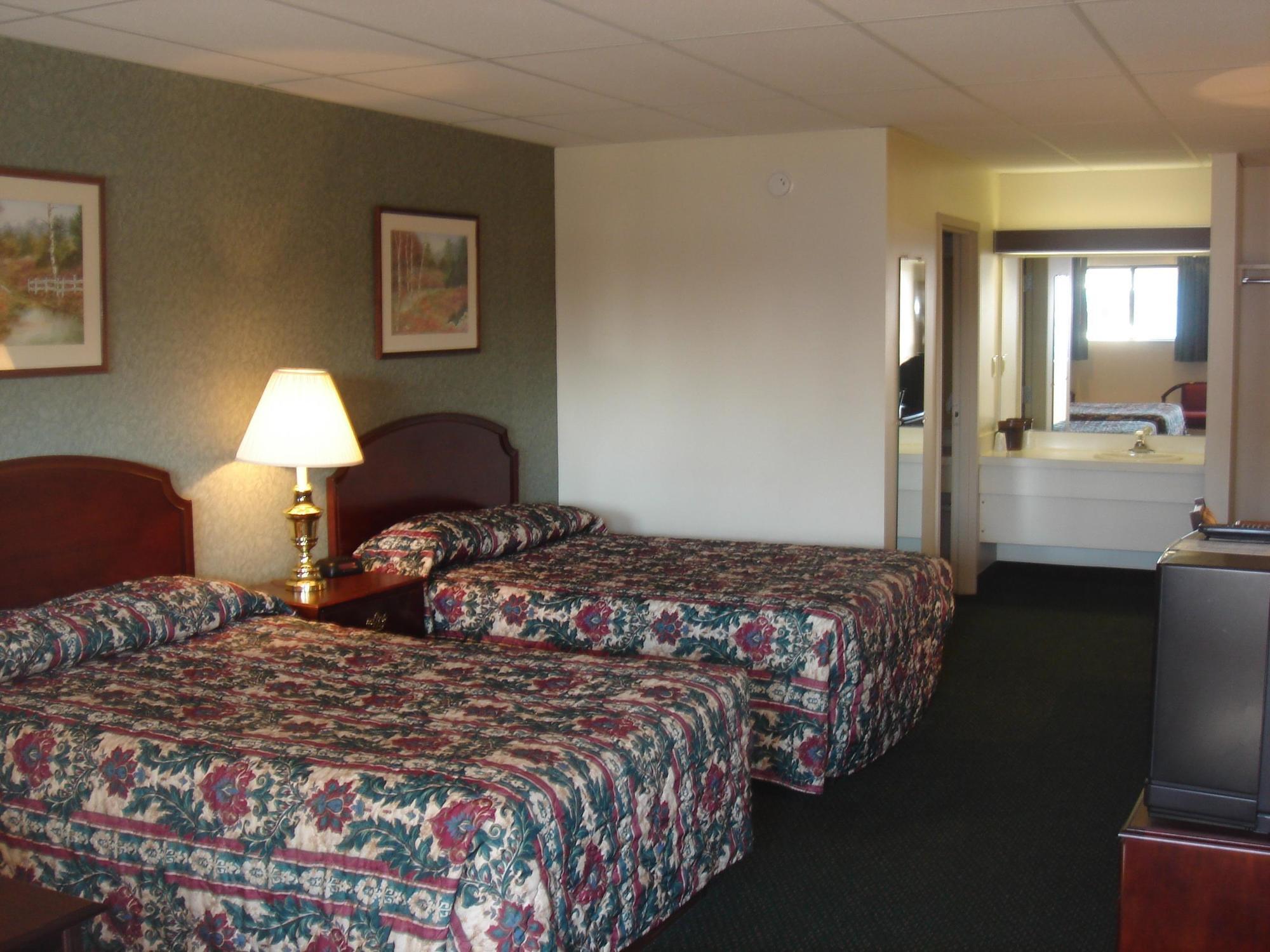 German Village Inn Motel Кълъмбъс Екстериор снимка